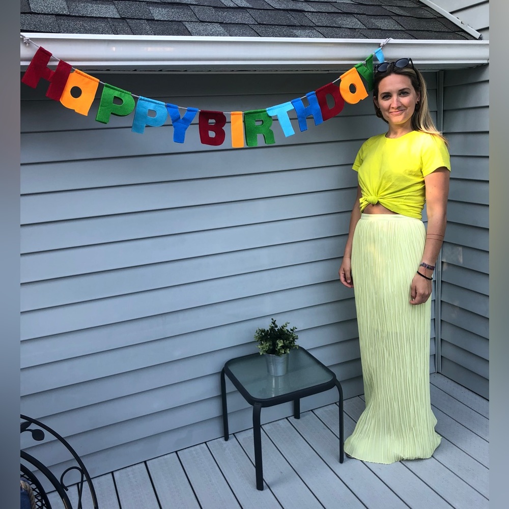 Alice + Olivia Yellow Pleated Maxi Skirt - Picture 6 of 6